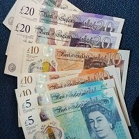Counterfeit British Pounds